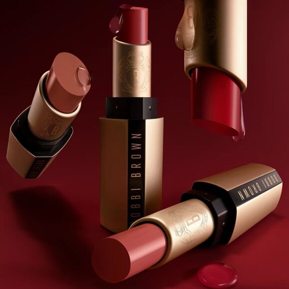 Bobbi Brown Luxe Matte Hydrating Lipstick ~ TRAFFIC STOPPER 825 3.5g NIB - Picture 8 of 8